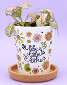 Blumentopf "Lebe, liebe, lache"