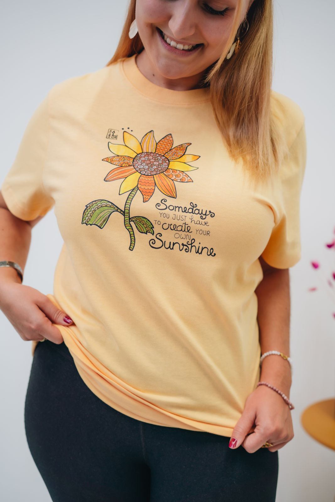 Damen T-Shirt "Create your own Sunshine"