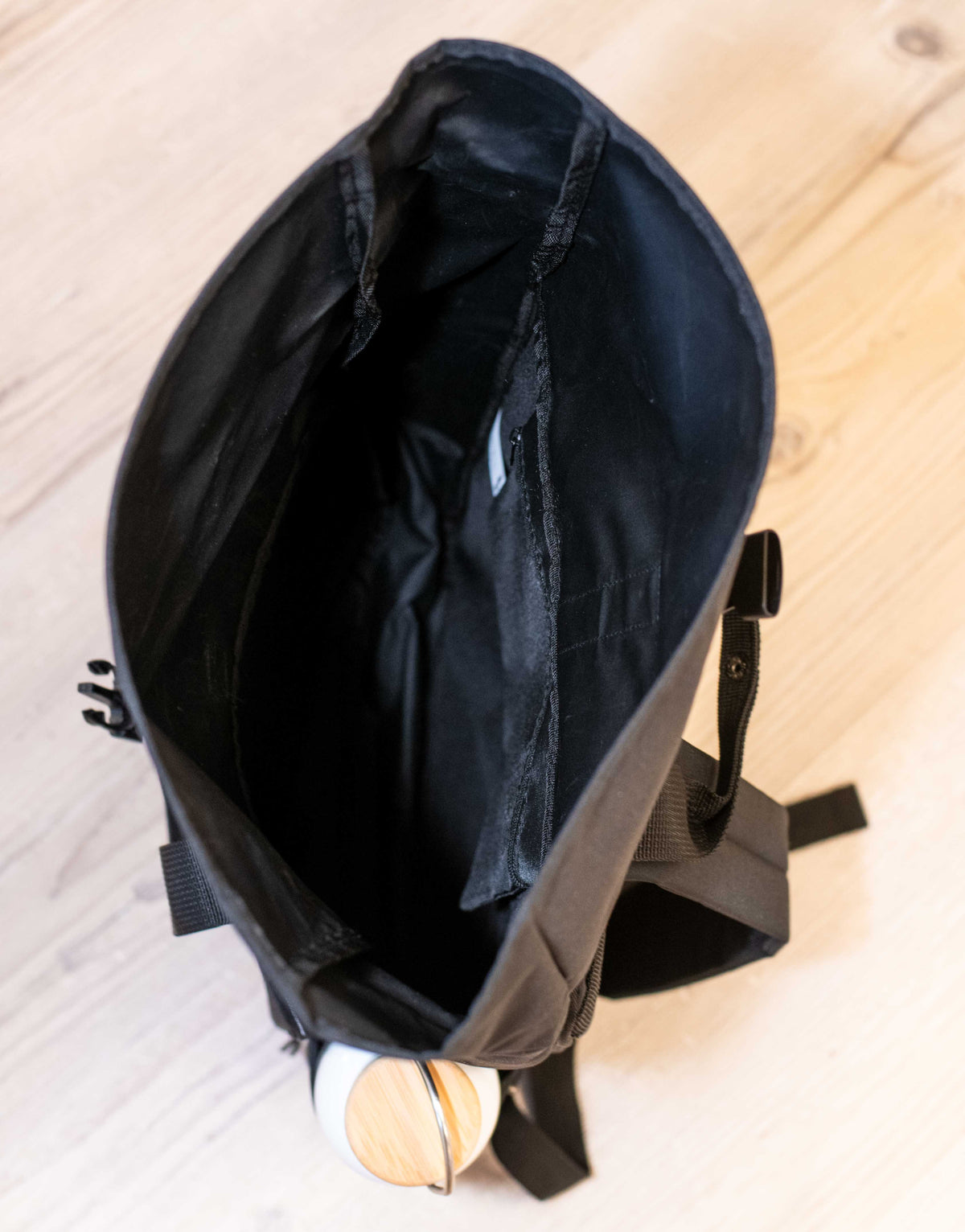 Rucksack groß Black „Bee happy”