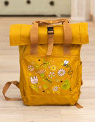 Rucksack groß Mustard „Happy Flowers”