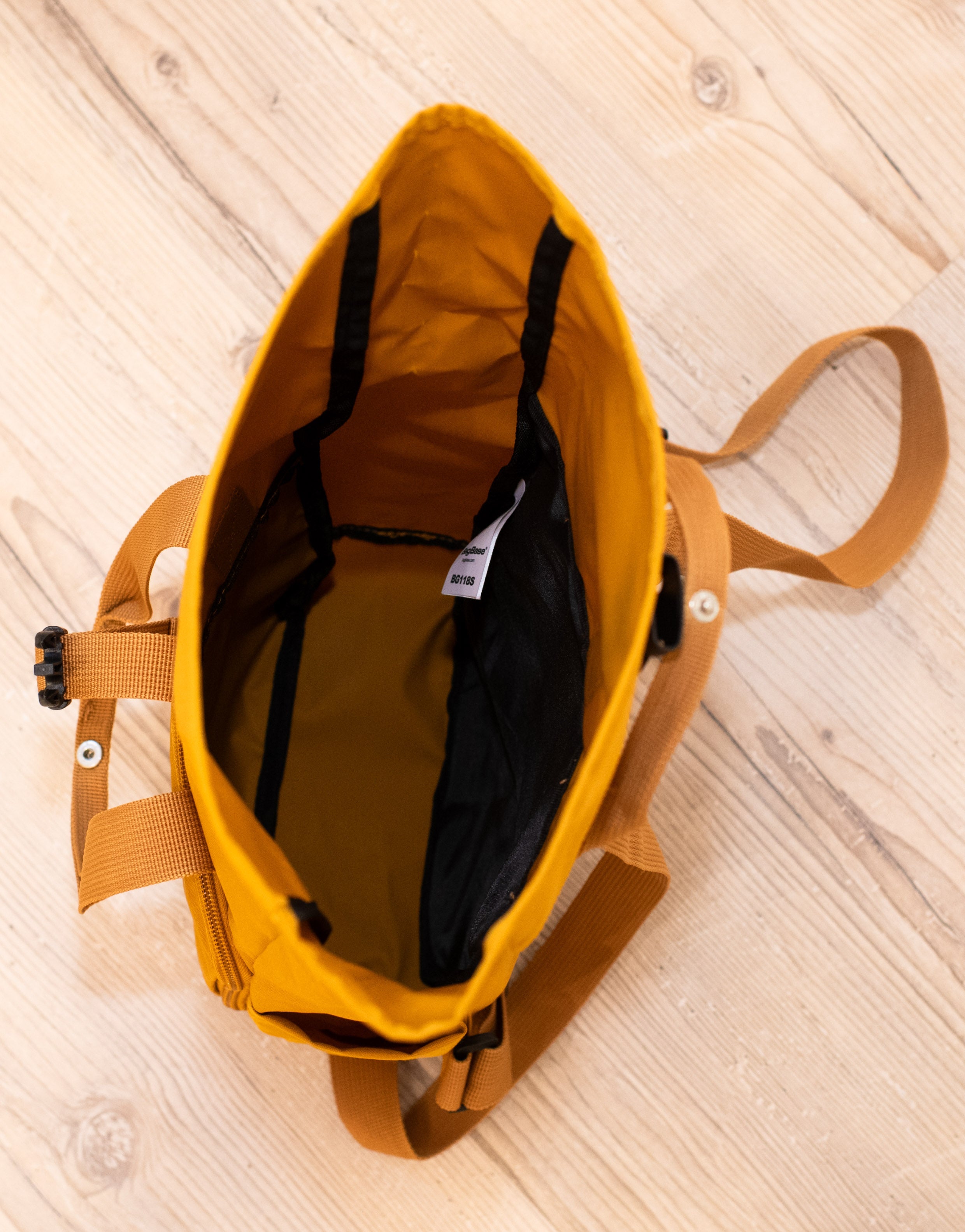 Rucksack klein Mustard „Happy Flowers”